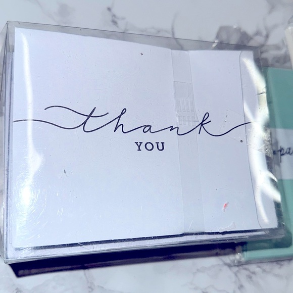 100 Mint Green and White Thank You Cards and 4 packs note cards with envelopes - Picture 4 of 6